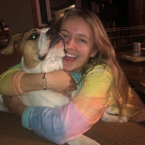 Meet your Posher, Camille